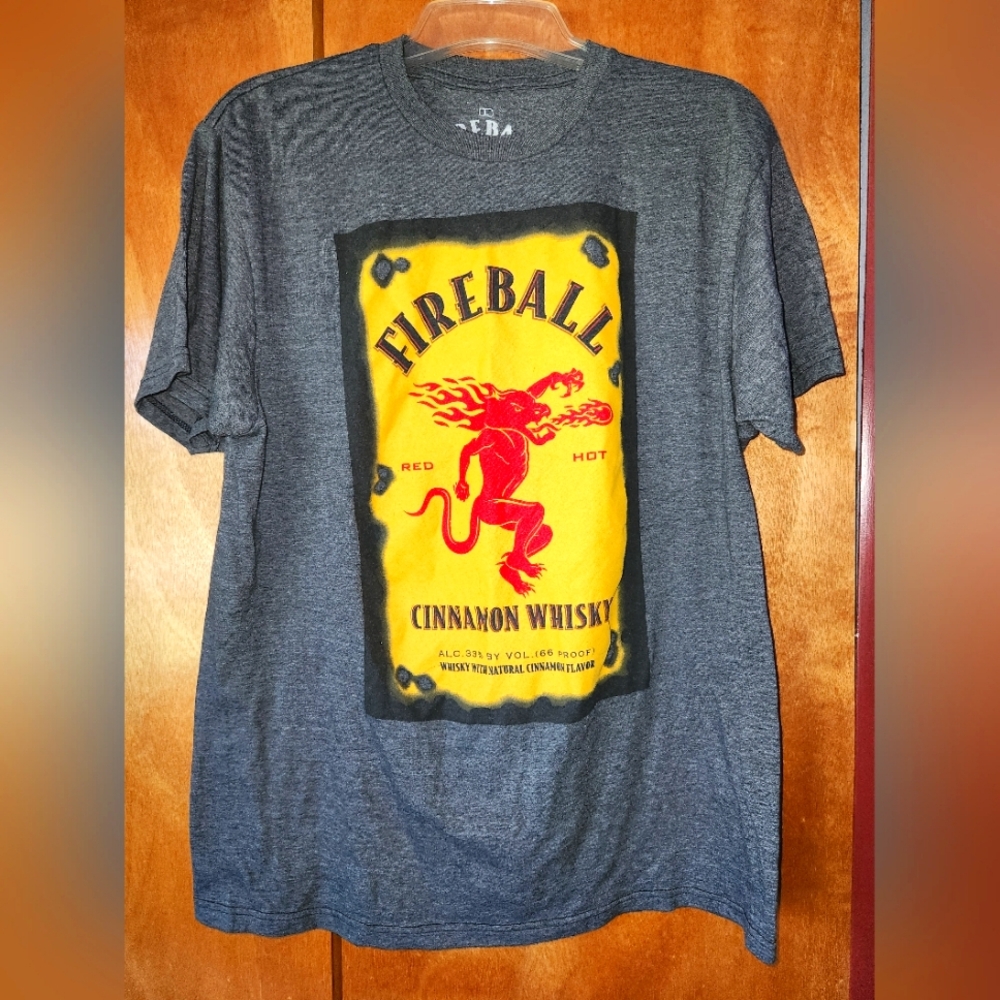 Mens Large Fireball print shirt